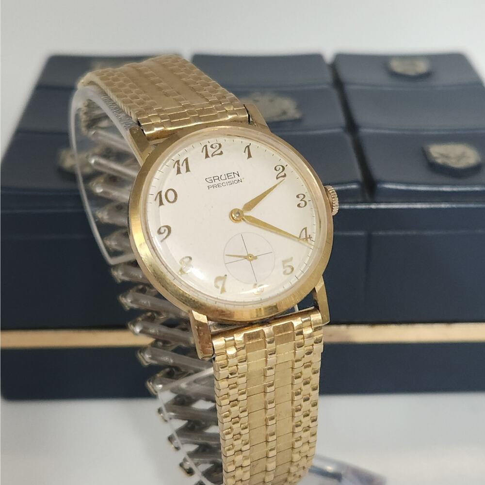 Vintage Gruen Precision Manual Wind Watch with small Seconds and Original box - Picture 7 of 9